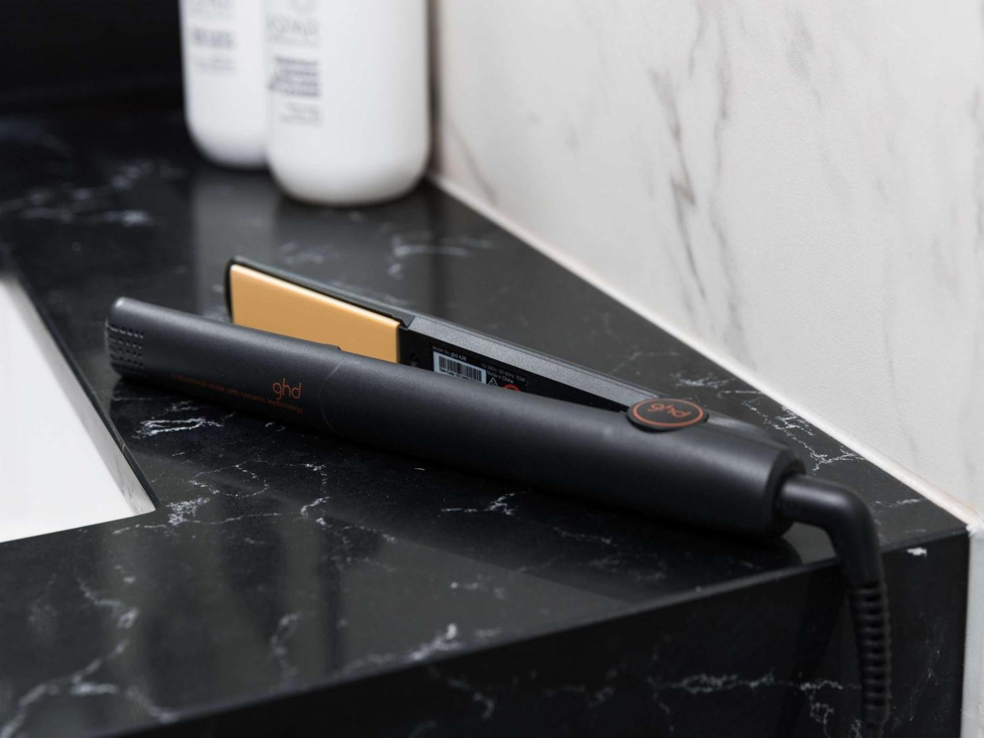فندق بولمان ميلبورن أون سوانستون ملبورن المظهر الخارجي الصورة A hair iron